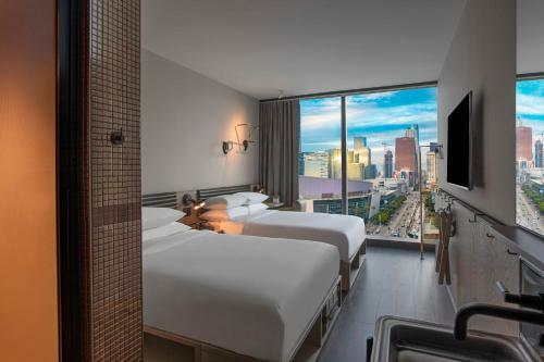 Hotel Moxy Downtown Los Angeles