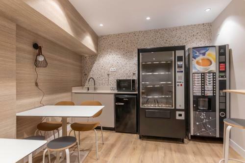 Hostal Uri Hostel Bilbao Rooms