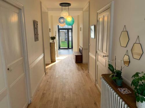 Apartamento 2e �tage Maison de Ma�tre, 4 Chambres