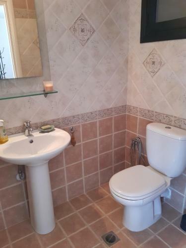 Villa Anemos - Beautiful 4 Bed Villa With Pool