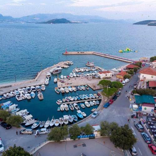 Apartments Komarac 250m Away From The Beach