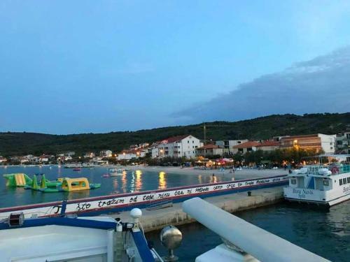 Apartments Komarac 250m Away From The Beach