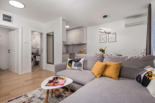 Modern Apartment Di Pi�