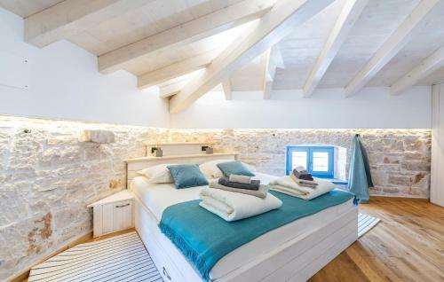 Villa Pi With Heated Pool