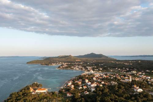 Beautiful Villa Carevica