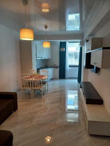 Ray Apartment - Mamaia Nord Beachfront