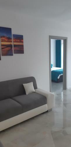 Aqua West Apartment