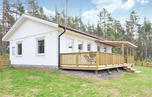 Two-bedroom Holiday Home In Malilla