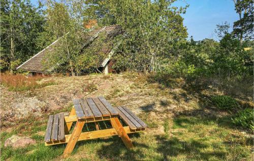 Two-bedroom Holiday Home In Monsteras