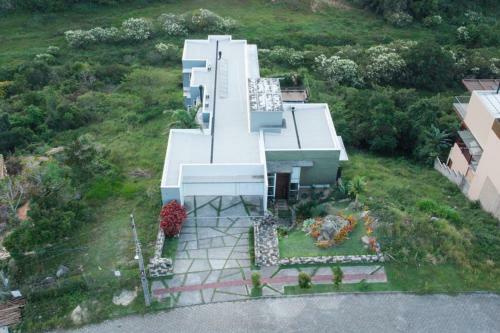 Villa Casa Spa Com Piscina de Borda Infinita