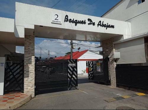 Hermoso Apartamento En Condominio