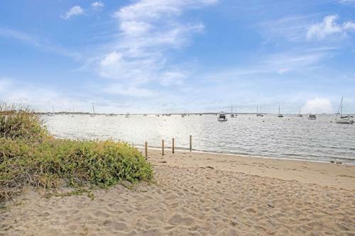 Apartamento Refreshing 2br Unit Near The Beach With Wifi