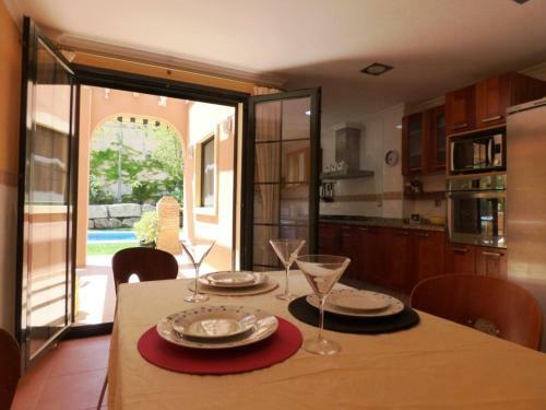 Beach Villa Torreveilla