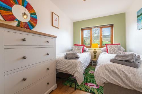 The Friary Newly Available -15 Mins Walk To Beach