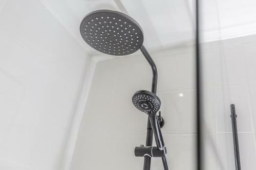 32 Evesham Road - By Luxury Apartment