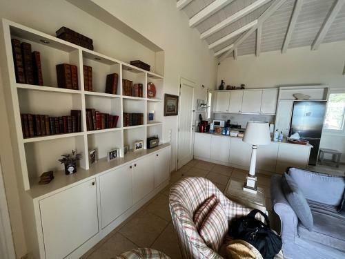 Phaedrus Living: Seaview Luxury Villa Geranium