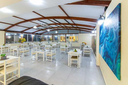 Triton Hotel.