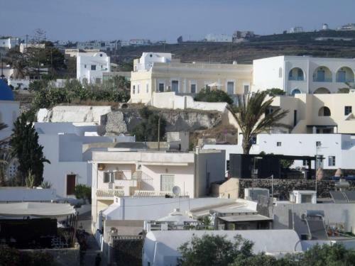 Santorious Quiet Apartment