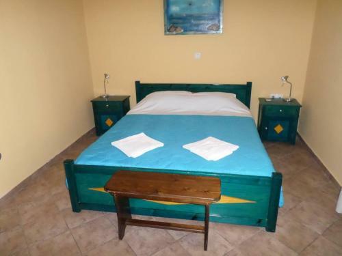 Santorious Family Apartment