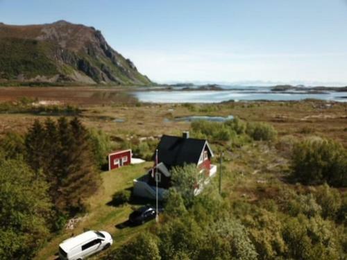 Cozy House With Beautiful View