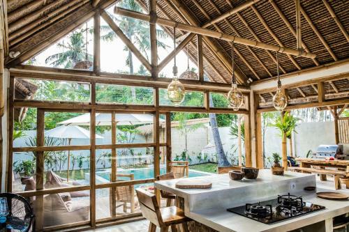 Villa Burung Gili Air