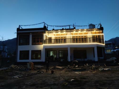 Hostal Avalok Homestay & Hostel