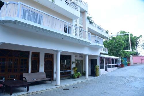 Bed & Breakfast Samriddhi Stay Inn