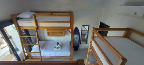 Surf & Party - Hostel Somewhere Else