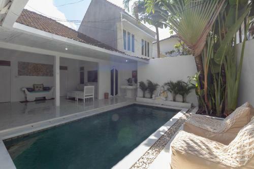 The Palm Villas Legian