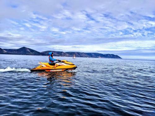 Oceanfront Cliffside Cottage - Cabot Coast
