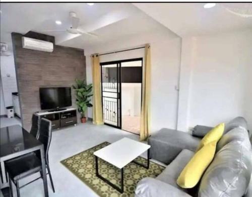 Spacious 3 Bedroom, 3 Bathroom Villa With Private Pool