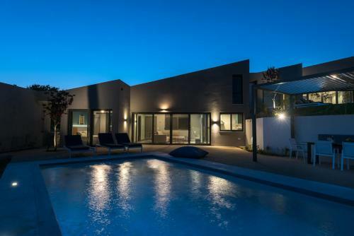 #luxlikehome Theeta Villas Thalassa