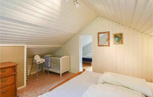 Awesome Home In Tanumshede With 3 Bedrooms