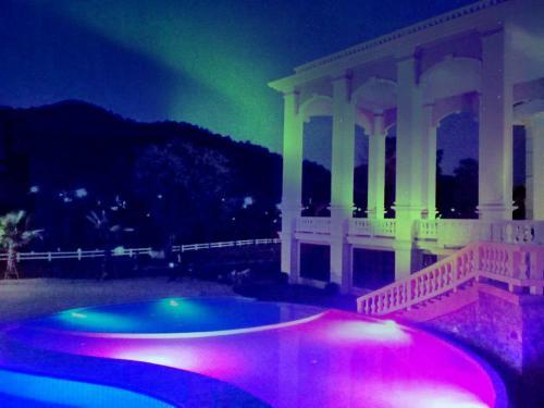 Grand Lord Hotel & Resident