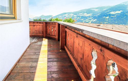 Amazing Apartment In Uderns With 2 Bedrooms And Wifi