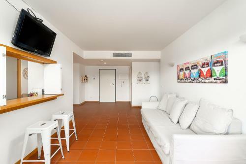 Apartment Residence Golf , With Graden And Pool