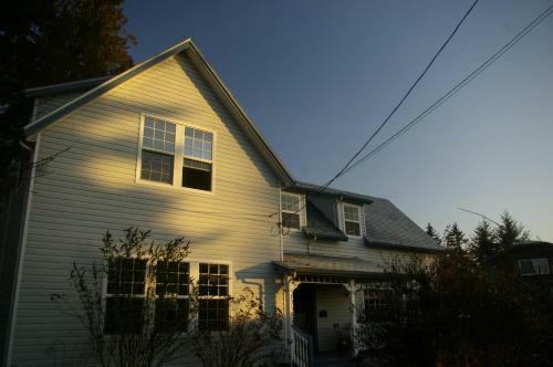 Holmesdale House Bed And Breakfast