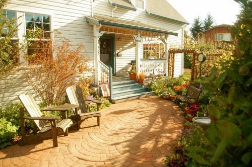 Holmesdale House Bed And Breakfast