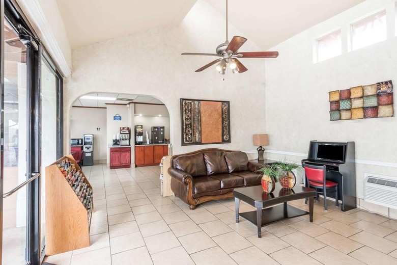 Motel Days Inn Splashtown At&t Center