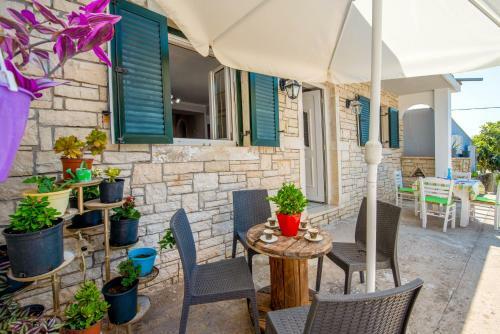 Villa Sterna House Paxos