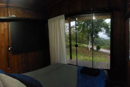 Cabana Em Meio A Natureza Com Piscina.