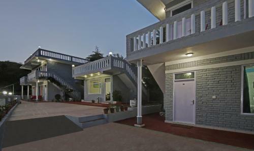 Hotel Treebo Trend Sunshine Courtyard Resort