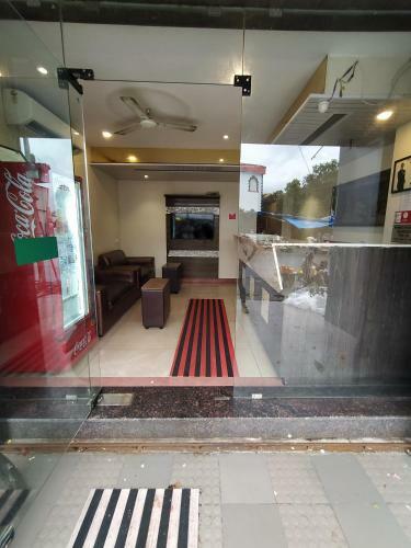 Hotel Highland Residency