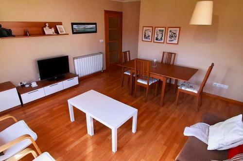 Apartamento Playa Foz Con Piscina 3 Dormitorios