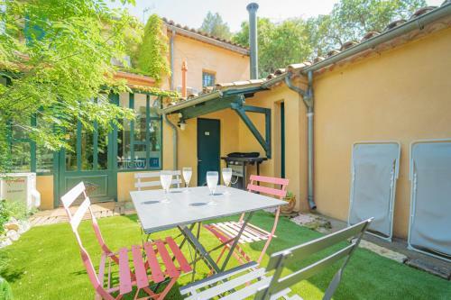 Villa Perle By Precious Houses