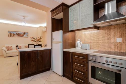 Apartamento Taso's Modern House!