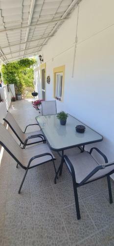 Livadi House