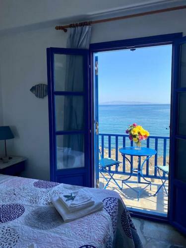 Cavos Studio By The Sea (north)