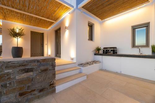 Eneos Villa #1 Pool & Sea View, Paros