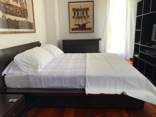 Near Como, Charming Apartment With Fireplace
